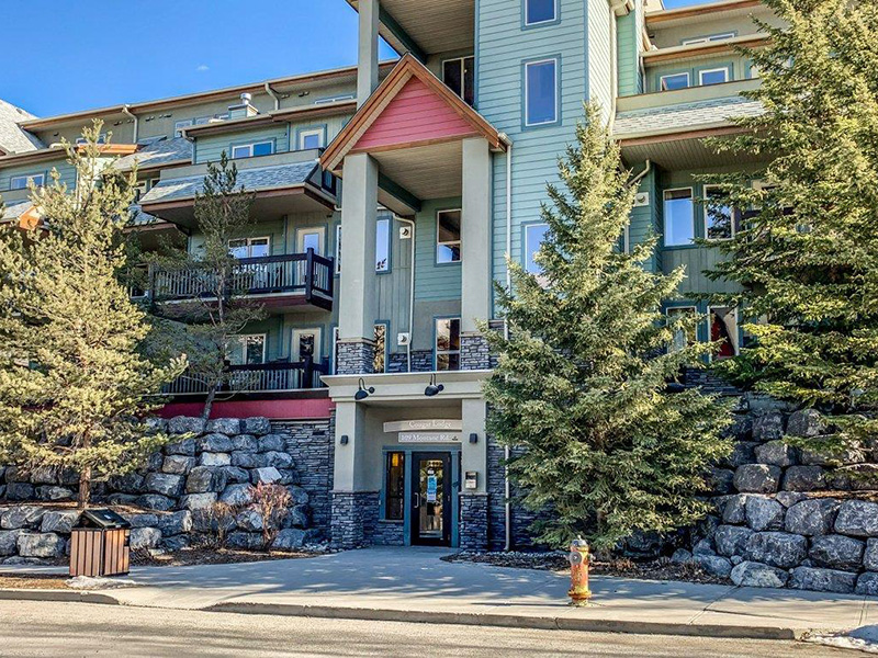 Canmore Real Estate - Ivan Stark - Remax